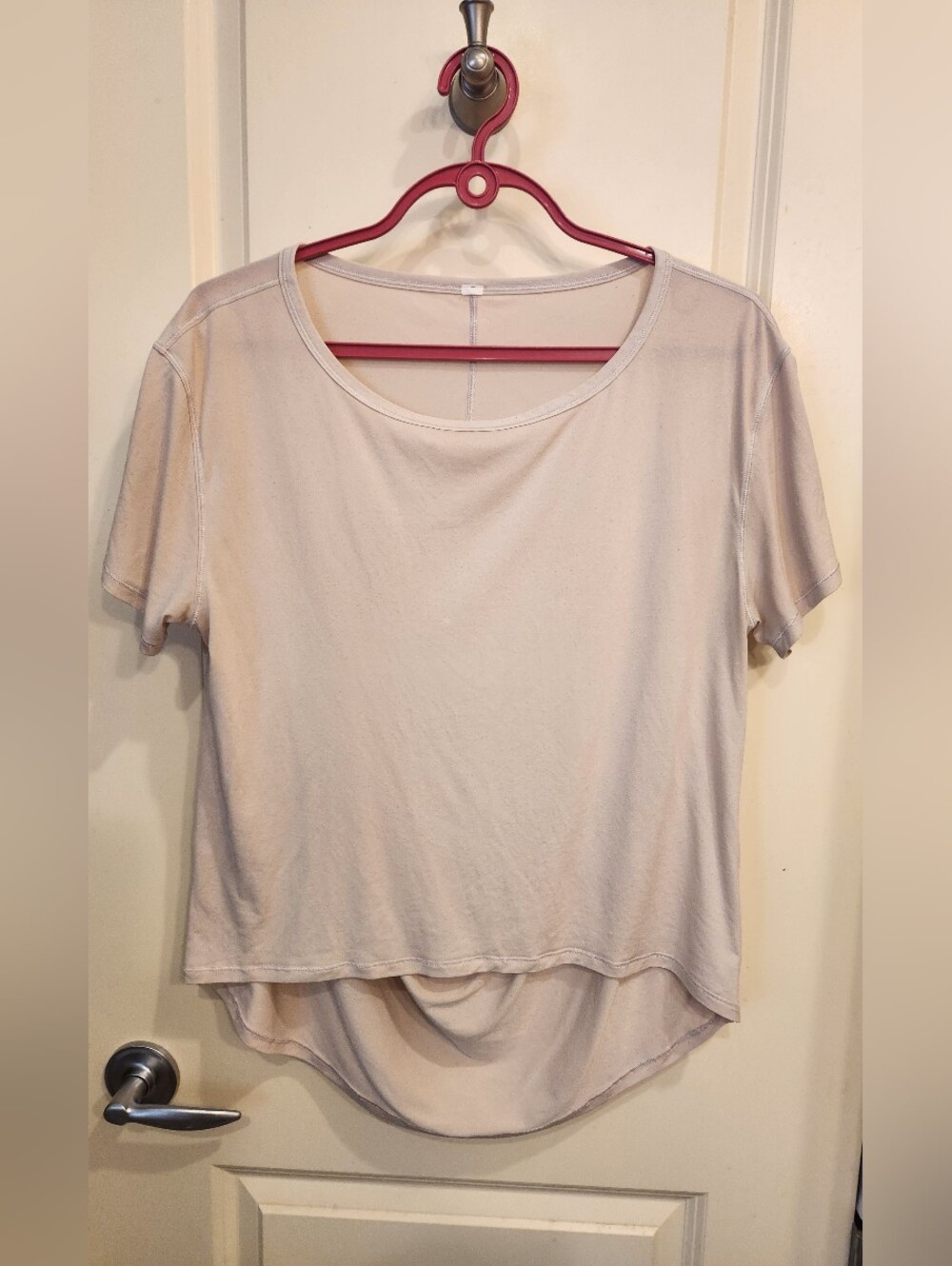 lululemon athletica Cream Short Sleeve High-Low Tee